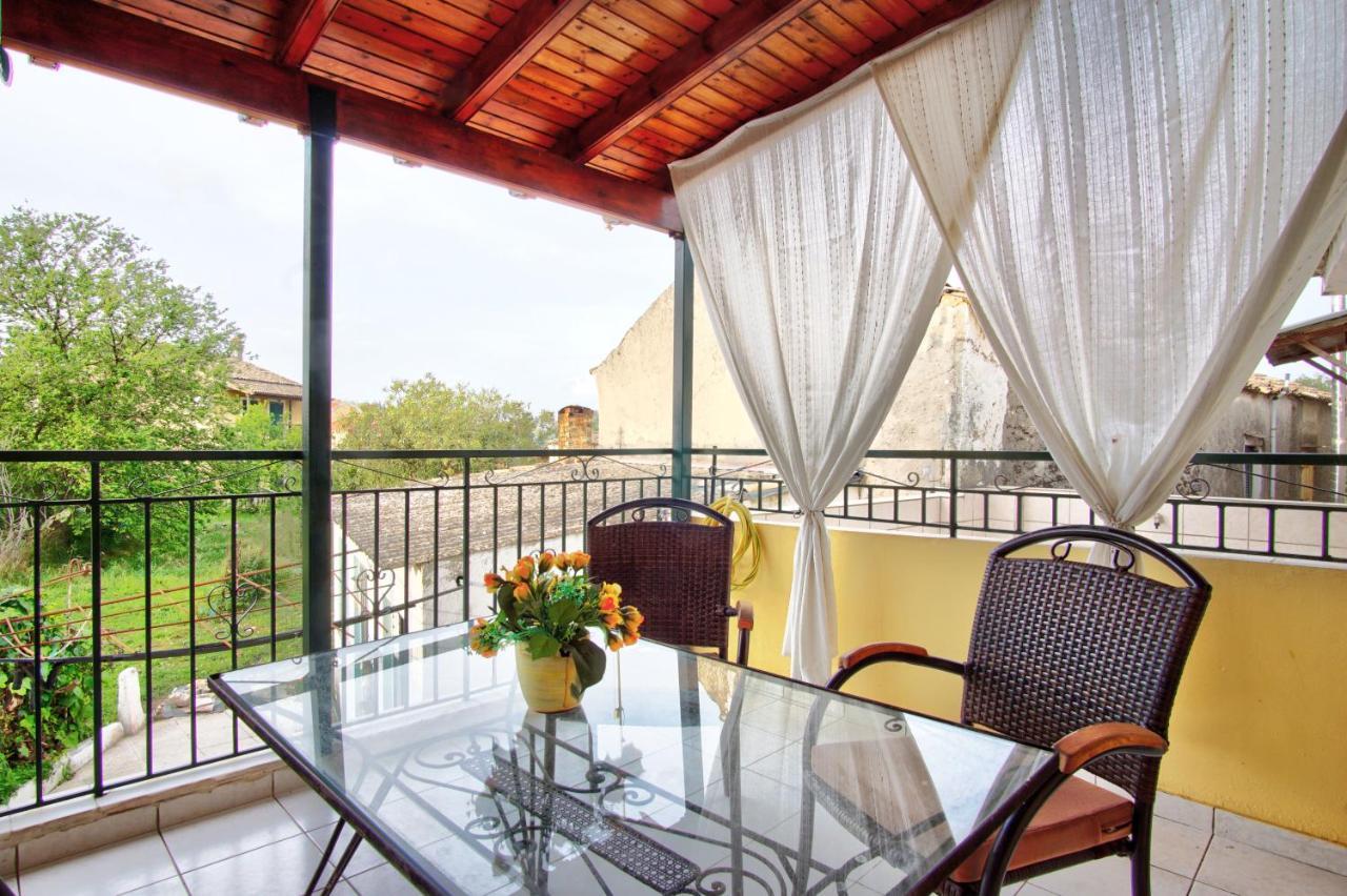 Vavilato Home Kouramades Bagian luar foto